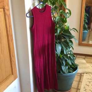 Beautiful burgundy dress. Perfect for fall!